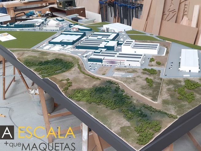 Maqueta Complejo Industrial Al-Farben vista lateral aérea